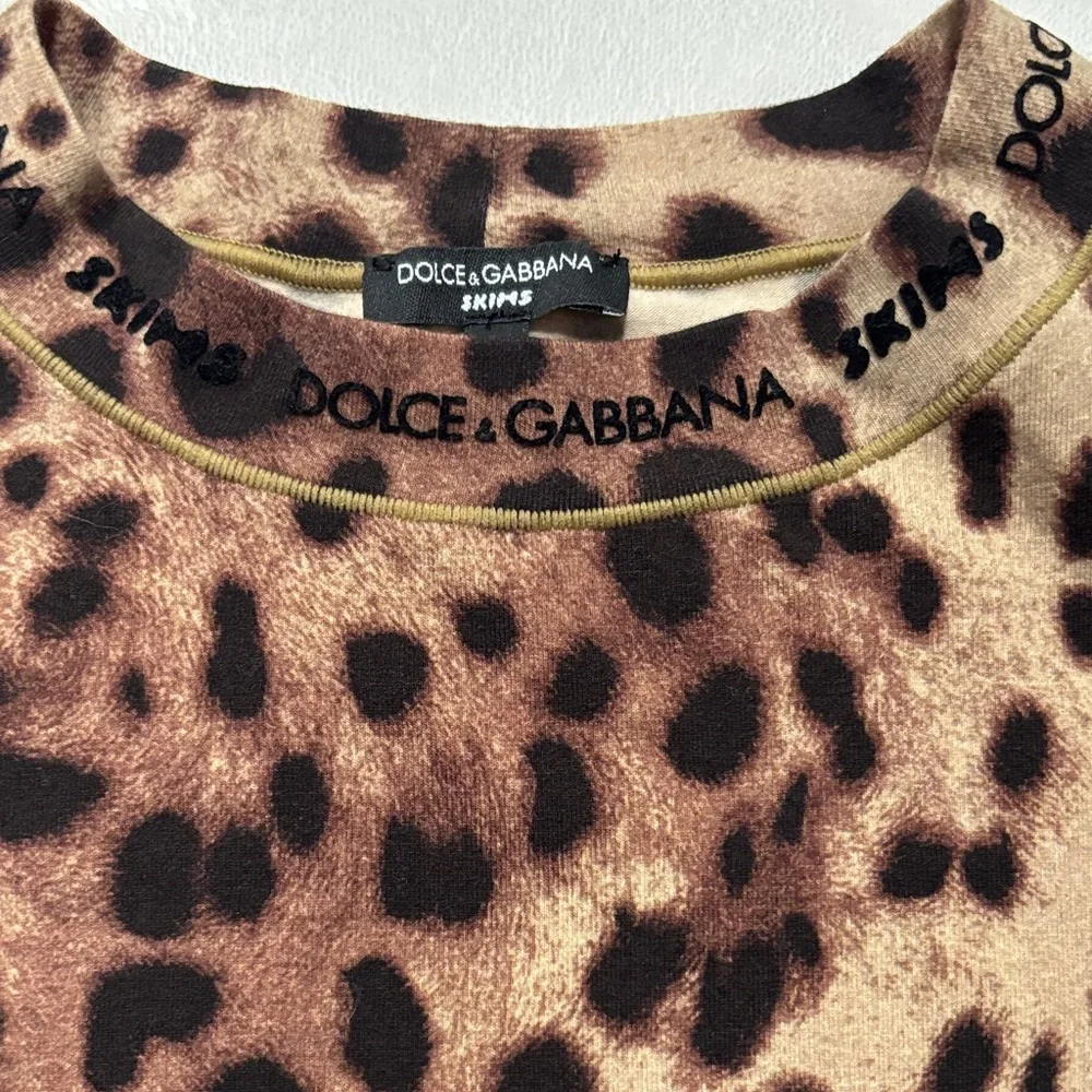 Skims -Dolce & Gabbana Animal Print Long Sleeve Top - Picture 3 of 5